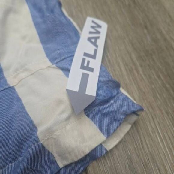 American Eagle striped high waisted short shorts, stretch & tie waist pockets sm - Picture 11 of 11